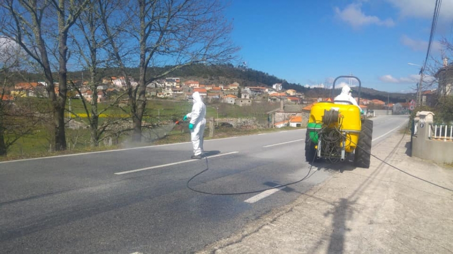 Desinfe&ccedil;&atilde;o das ruas da Freguesia